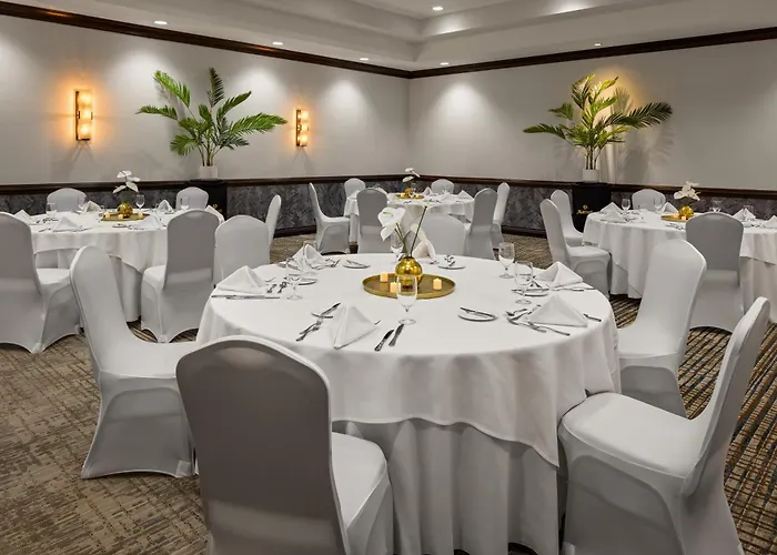 Marriott Normal And Conference Center Bloomington