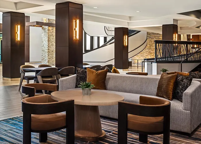 Marriott Normal And Conference Center