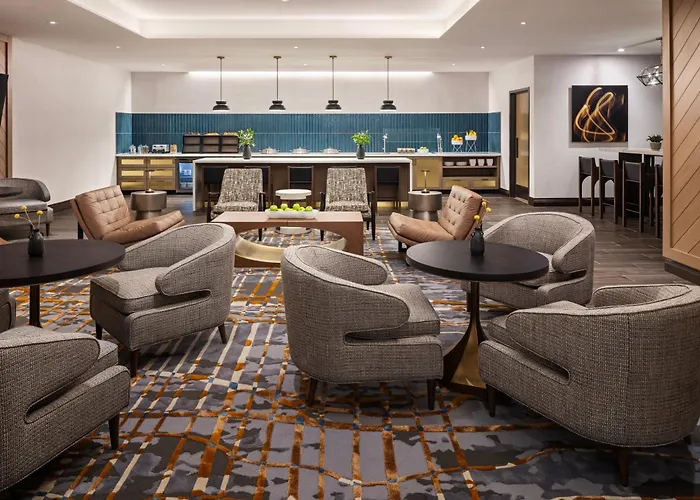 Marriott Normal And Conference Center 4*