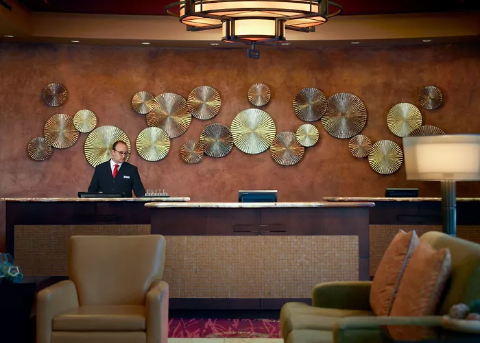 Marriott Normal And Conference Center Hotel 4*