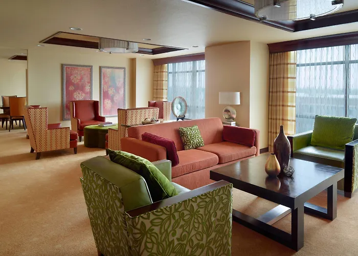 Hotel Marriott Normal And Conference Center 4*