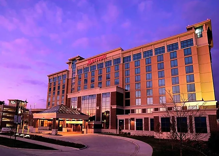 Marriott Normal And Conference Center Hotel